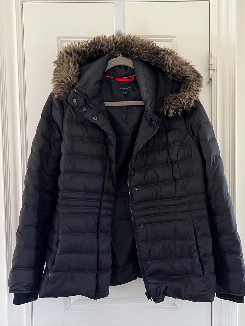 Tommy Hilfiger Black Puffer Jacket with Faux Fur Trim
